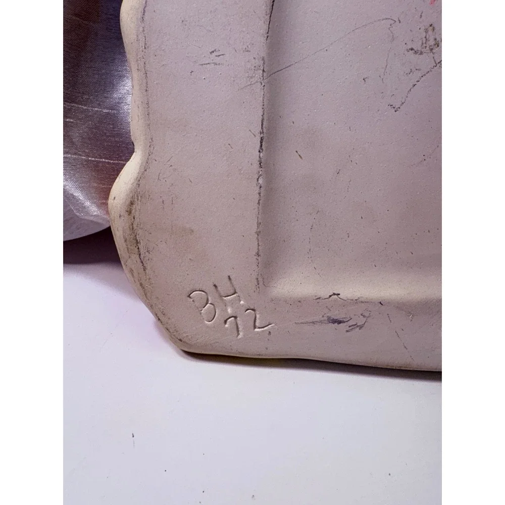 Vintage 1972 Ceramic Kitchen Conversion Table Wall Plaque Vegetable Relief BH 72